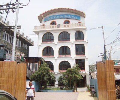 Hotel Shaneel Residency